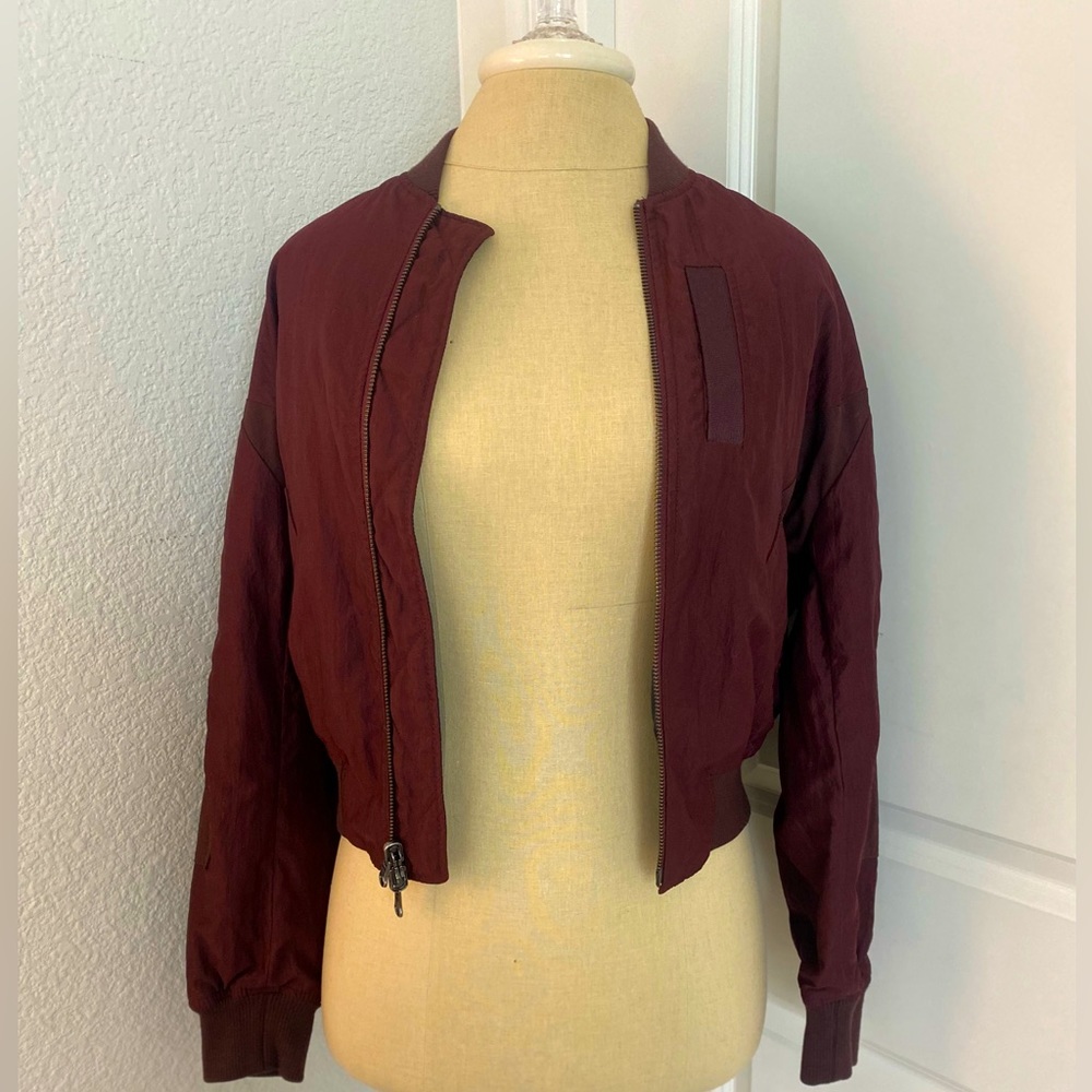 Vince reversible burgundy and navy jacket in size XS.
